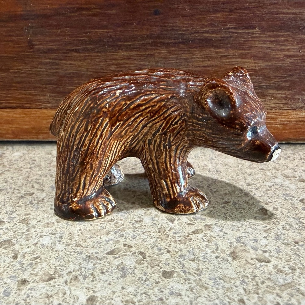 Vintage Small Ceramic Bear Yellowstone Park Figurine